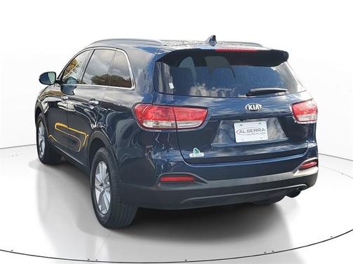 2018 Kia Sorento LX