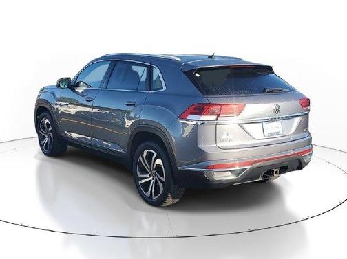 Platinum Gray Metallic 2020 Volkswagen Atlas Cross Sport 3.6L V6 SEL Premium