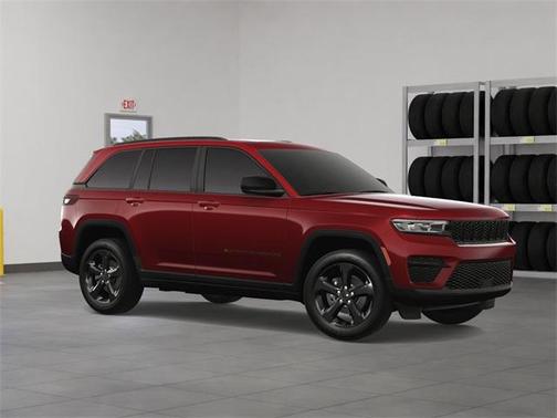 2025 Jeep Grand Cherokee Laredo