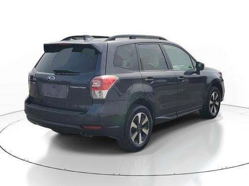 Dark Gray Metallic 2018 Subaru Forester 2.5i Premium