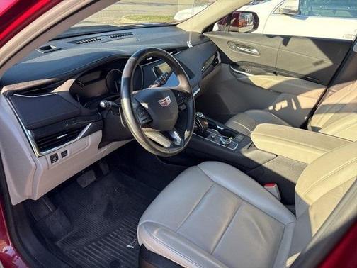 2019 Cadillac XT4 Premium Luxury