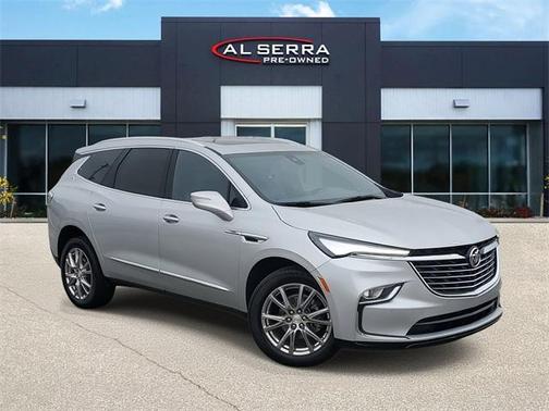 2022 Buick Enclave Essence