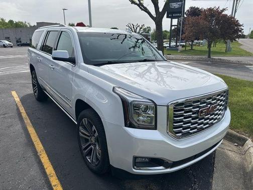 White Frost Tri-Coat 2018 GMC Yukon XL Denali