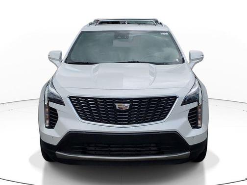 Crystal White Tri-Coat 2021 Cadillac XT4 Premium Luxury