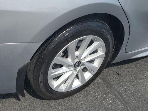 Silver 2023 Toyota Camry SE
