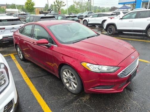 Ruby Red Metallic 2017 Ford Fusion SE