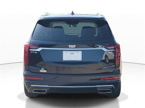 2022 Cadillac XT6 Premium Luxury FWD