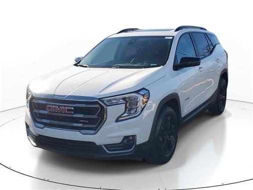 2024 GMC Terrain AT4