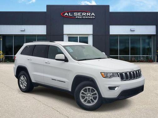 Bright White Clearcoat 2019 Jeep Grand Cherokee Laredo E