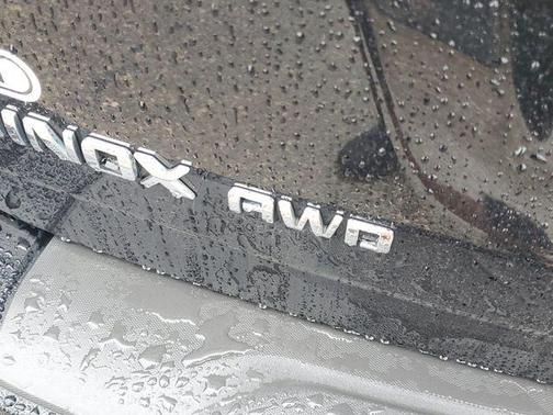 Black 2017 Chevrolet Equinox Premier