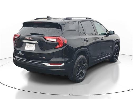 2024 GMC Terrain AT4