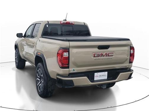 2023 GMC Canyon AT4