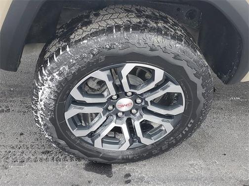 2023 GMC Canyon AT4