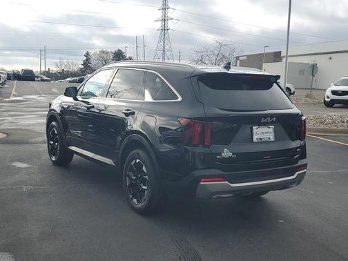 Ebony Black 2025 Kia Sorento S