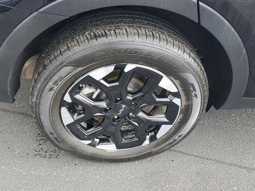 Ebony Black 2025 Kia Sorento S
