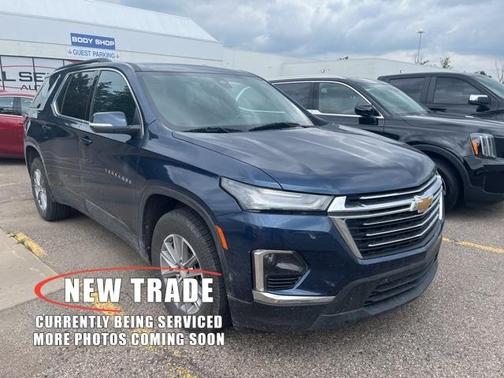 2022 Chevrolet Traverse LT Cloth