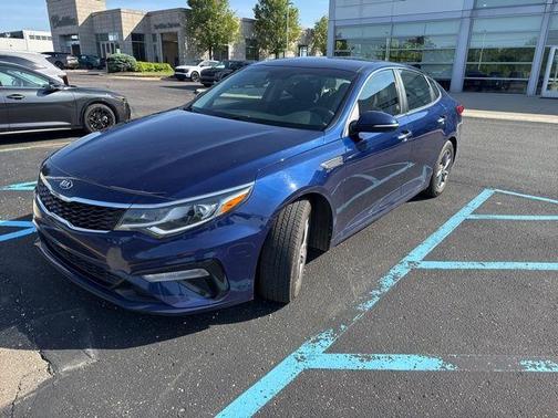 Horizon Blue 2019 Kia Optima LX