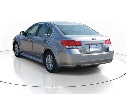 Steel Silver Metallic 2011 Subaru Legacy 2.5i
