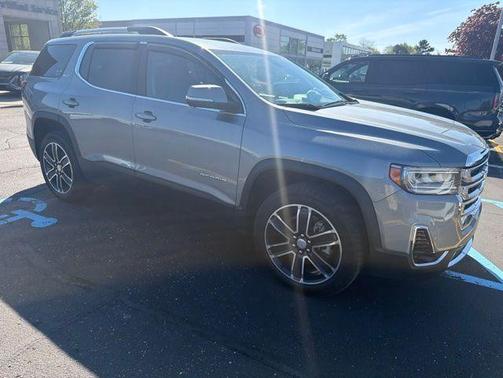 Sterling 2023 GMC Acadia SLT