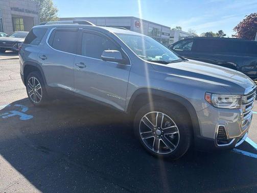 Sterling 2023 GMC Acadia SLT