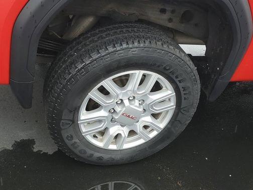 Cardinal Red 2022 GMC Sierra 2500 SLE