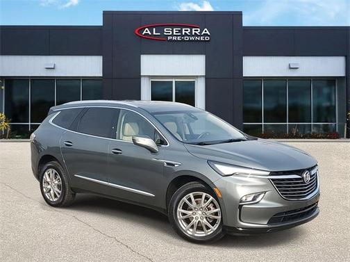 2022 Buick Enclave Essence