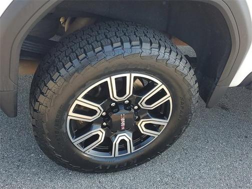 2023 GMC Sierra 2500 AT4