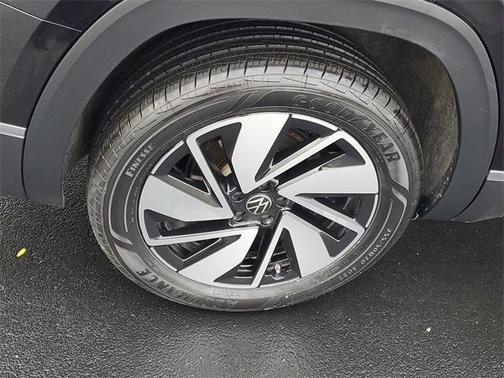 2024 Volkswagen Atlas 2.0T SEL