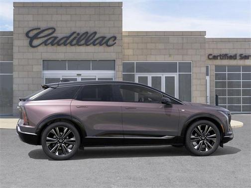 2025 Cadillac OPTIQ Luxury