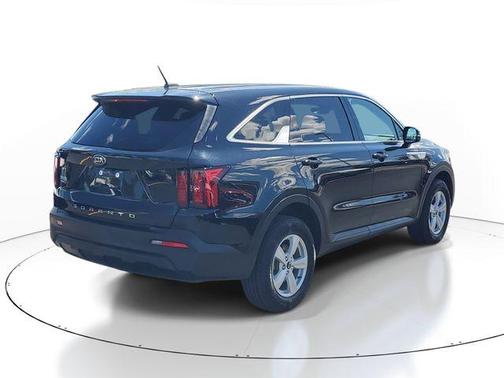 Ebony Black 2021 Kia Sorento LX