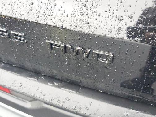 Mosaic Black Metallic 2025 Chevrolet Traverse Z71