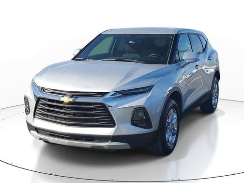 Silver Ice Metallic 2020 Chevrolet Blazer 1LT