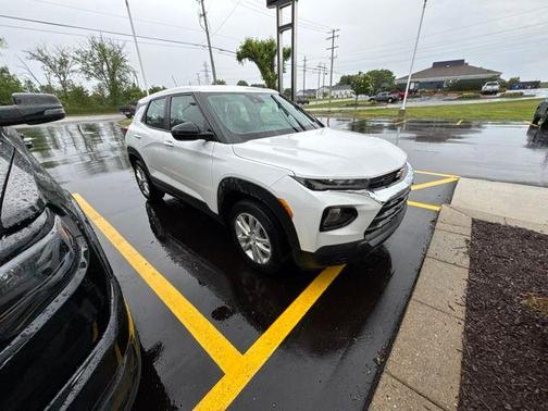 Summit White 2023 Chevrolet Trailblazer LS