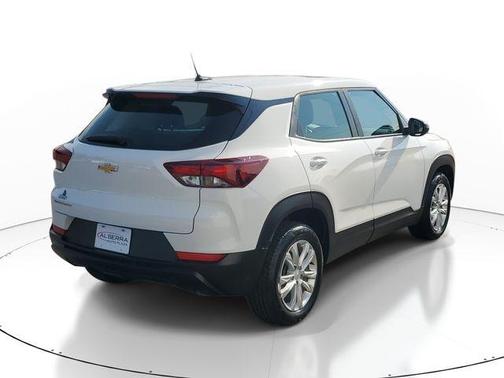 Summit White 2023 Chevrolet Trailblazer LS