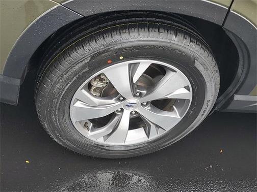 2023 Subaru Ascent Premium 8-Passenger