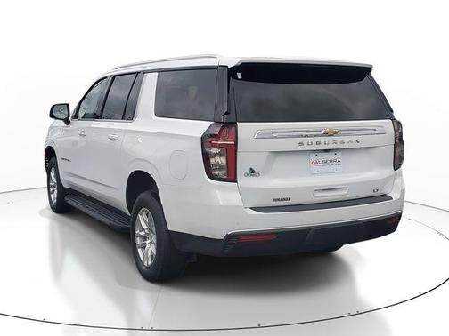 2022 Chevrolet Suburban LT