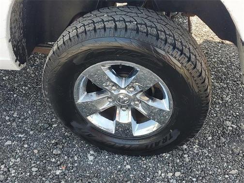2015 RAM 1500 SLT