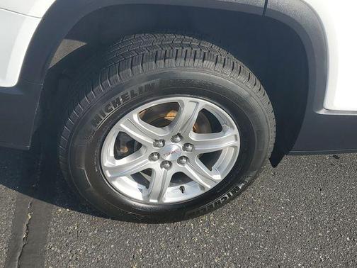 Summit White 2019 GMC Acadia SLE-1