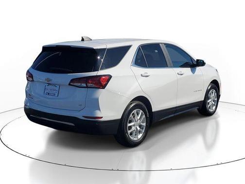 Summit White 2024 Chevrolet Equinox LT