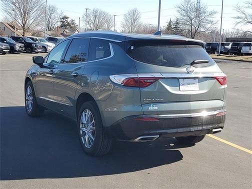 2022 Buick Enclave Essence