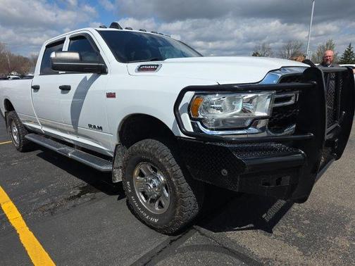 Bright White Clearcoat 2022 RAM 2500 Tradesman