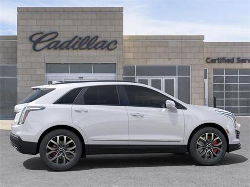 2025 Cadillac XT5 Sport