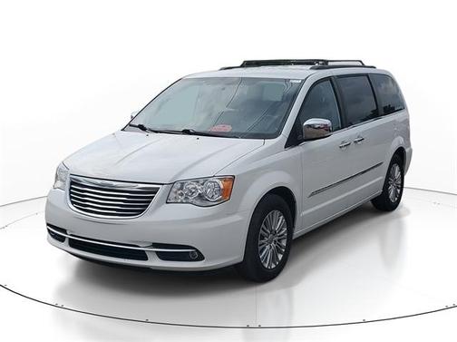 2015 Chrysler Town & Country Touring-L