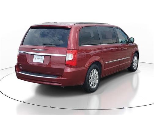 2015 Chrysler Town & Country Touring