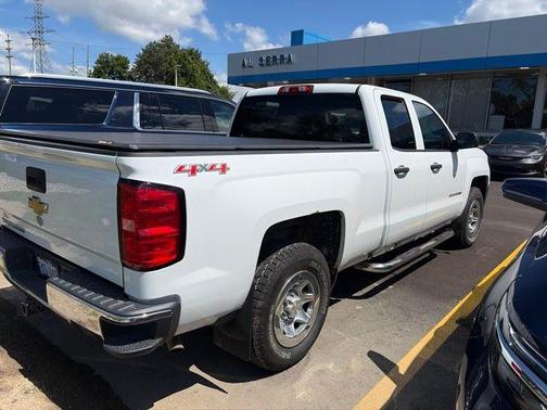 Summit White 2017 Chevrolet Silverado 1500 WT