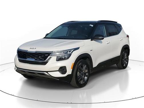 2023 Kia Seltos S