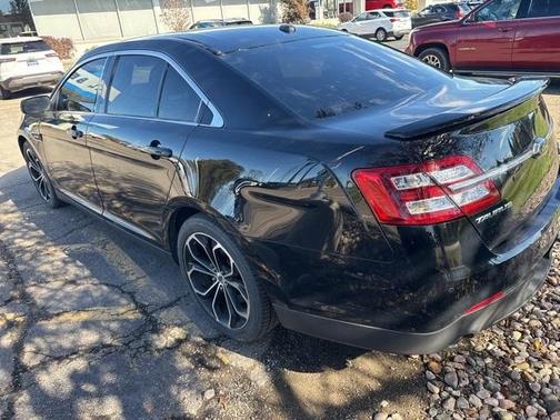 2016 Ford Taurus SHO
