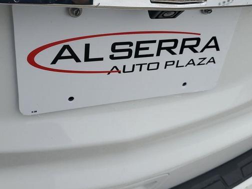 Summit White 2016 Chevrolet Traverse LS