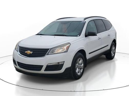 Summit White 2016 Chevrolet Traverse LS