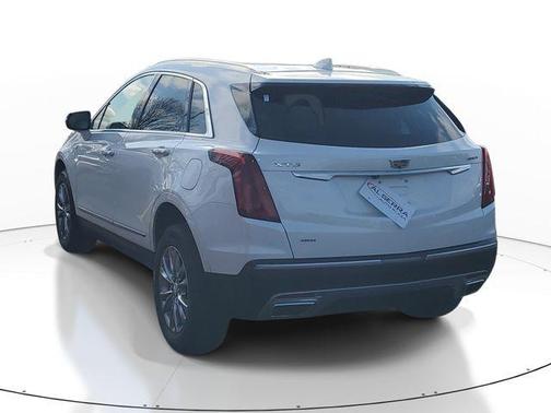 Crystal White Tri-Coat 2021 Cadillac XT5 Premium Luxury